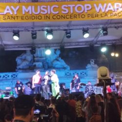 Piazza del Popolo di Roma la manifestazione Play Music Stop War